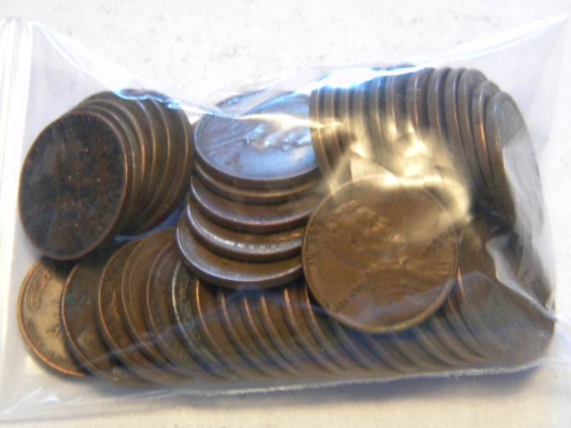 lot 19 image: 50 Wheat Back Pennies