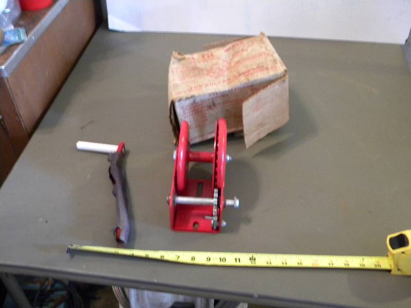 lot 94 image: Winch