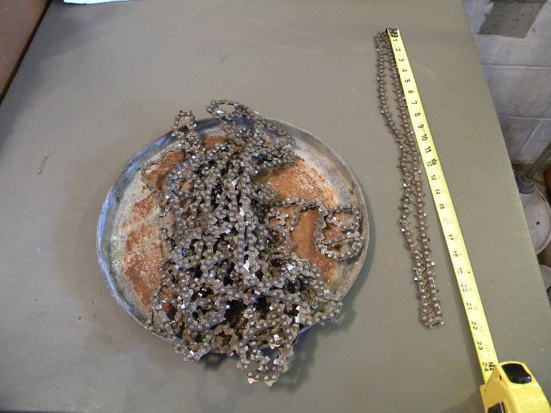 lot 96 image: Chainsaw Chains