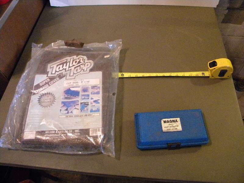 lot 101 image: Tarp & Tool Kit