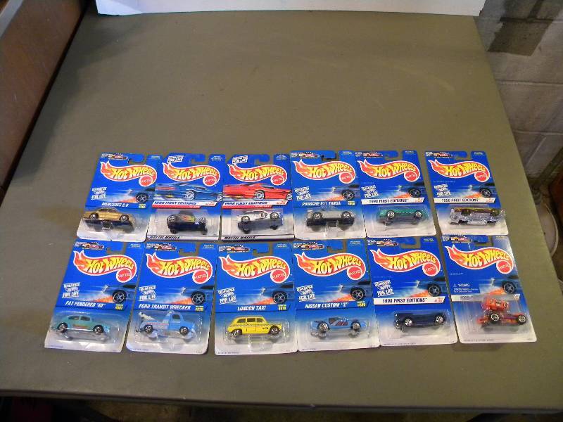 lot 112 image: Hot Wheels