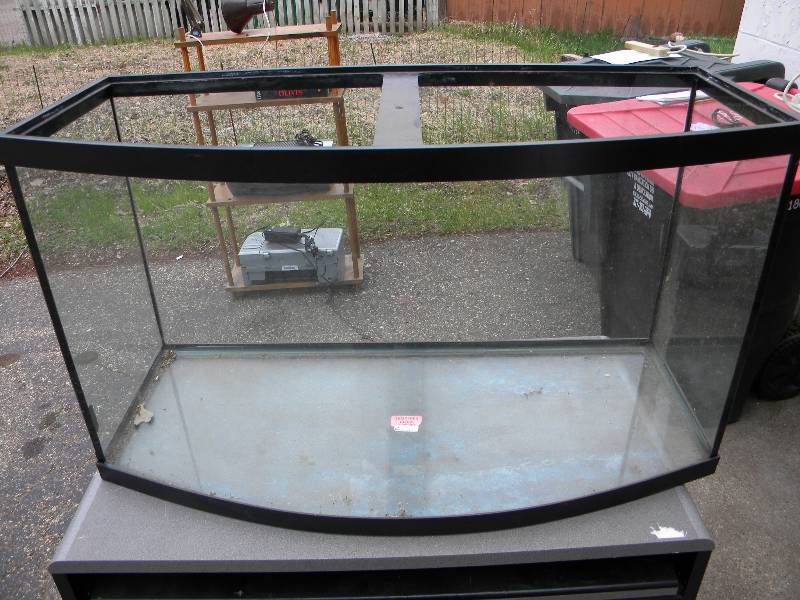 lot 140 image: Aquarium