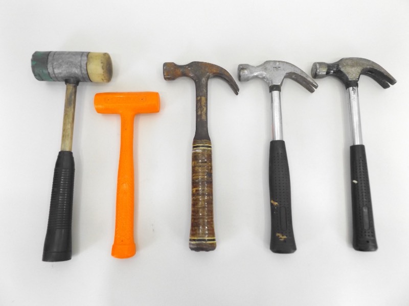 lot 31 image: Lot of Mallets and Hammers