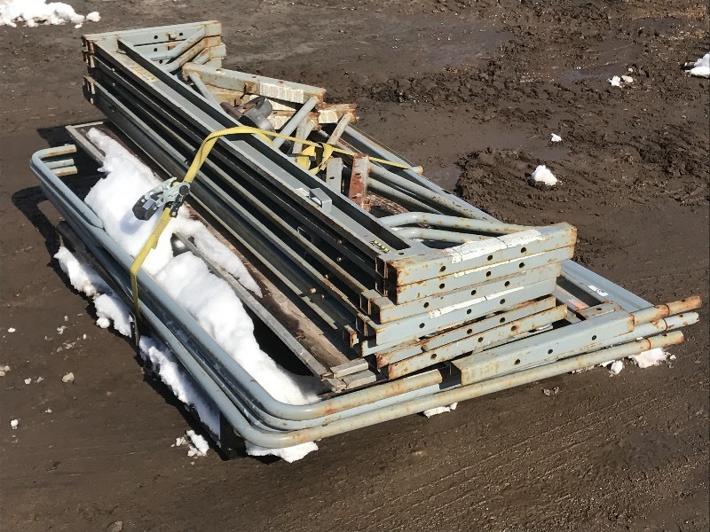 lot 2 image: Snappy Scaffolding Set