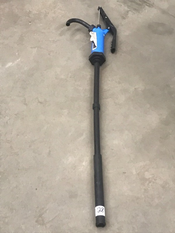 lot 28 image: New Generl Purpose Barrel Pump ...