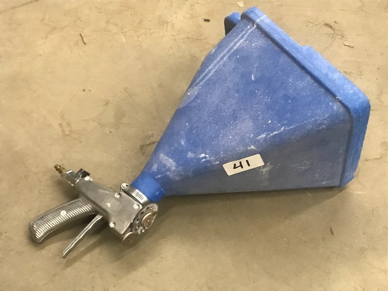 lot 41 image: Marshalltown Spackle Sprayer Hopper...