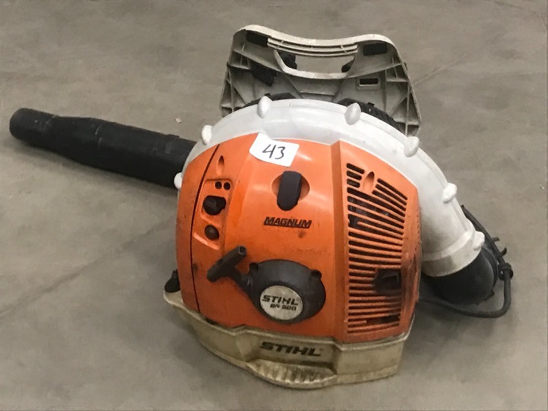 lot 43 image: Stihl Magnum BR600 Backpack Blower,...