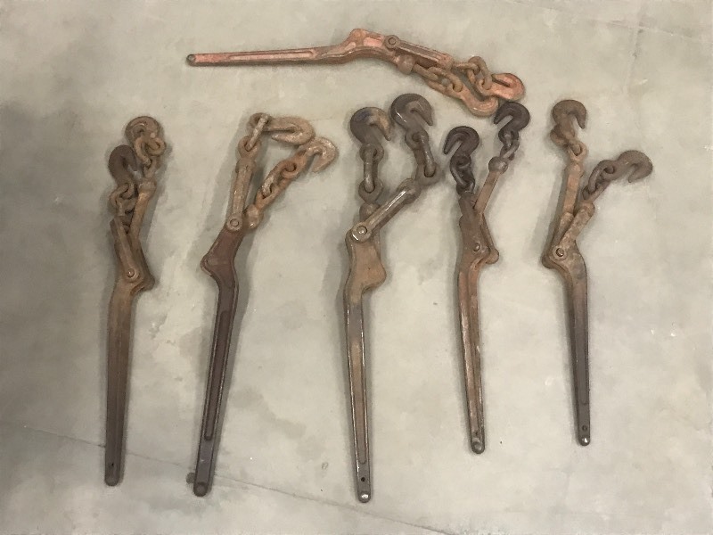 lot 49 image: Lot Of (6) Chain Binders ...