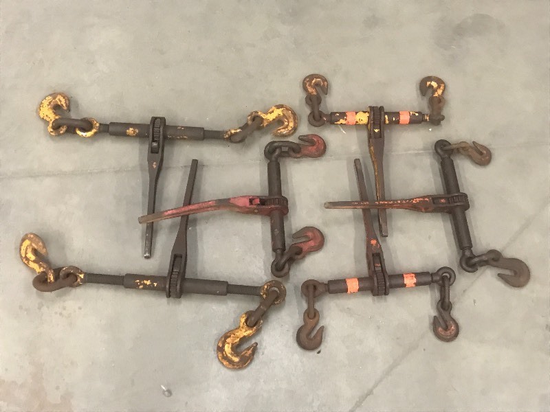 lot 50 image: Lot Of (6) Chain Binders ...