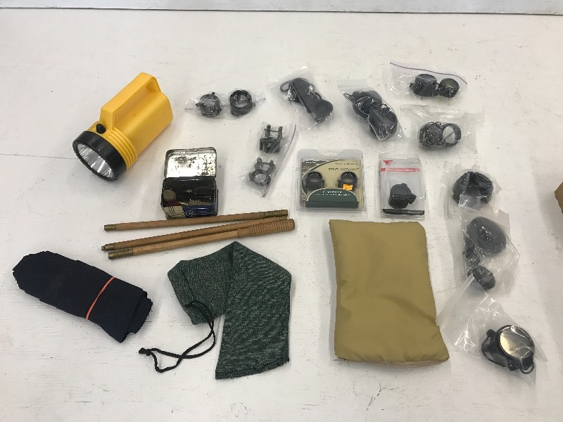 lot 64 image: Flat Of Assorted Flashlight, Scope...