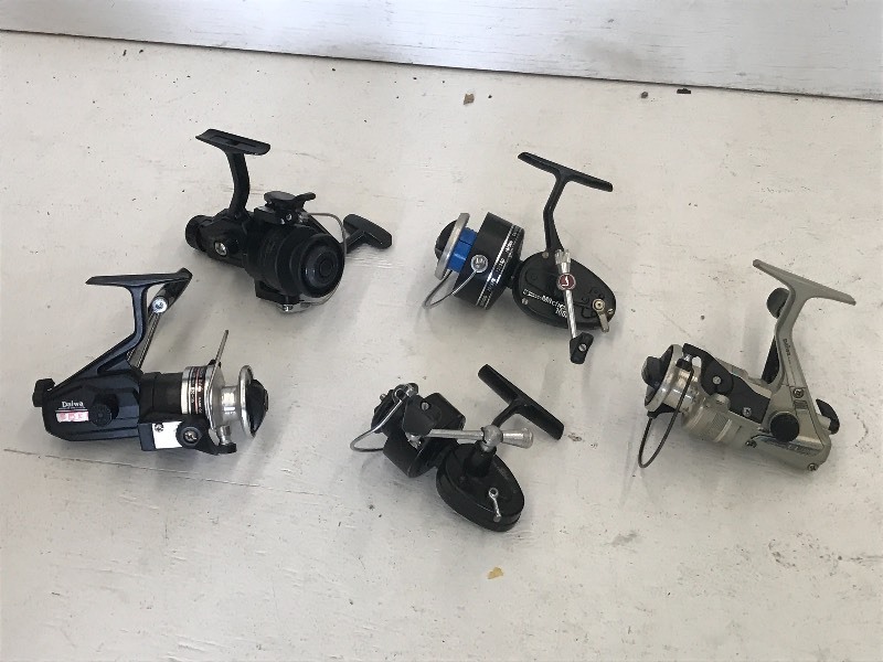 lot 116 image: Flat Of Assorted Spinning Reels ...