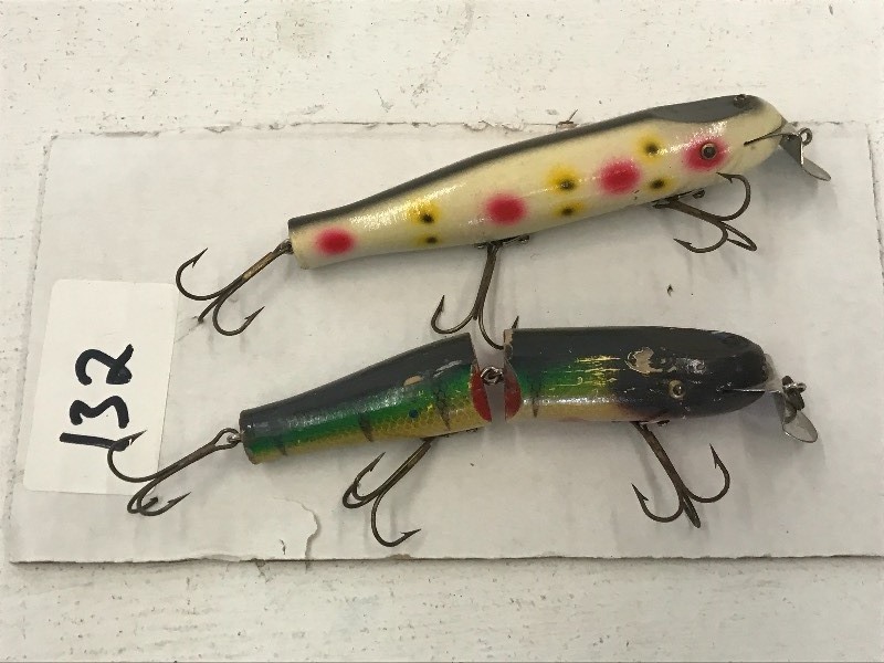 lot 132 image: Lot Of (2) Muskie Lures ...