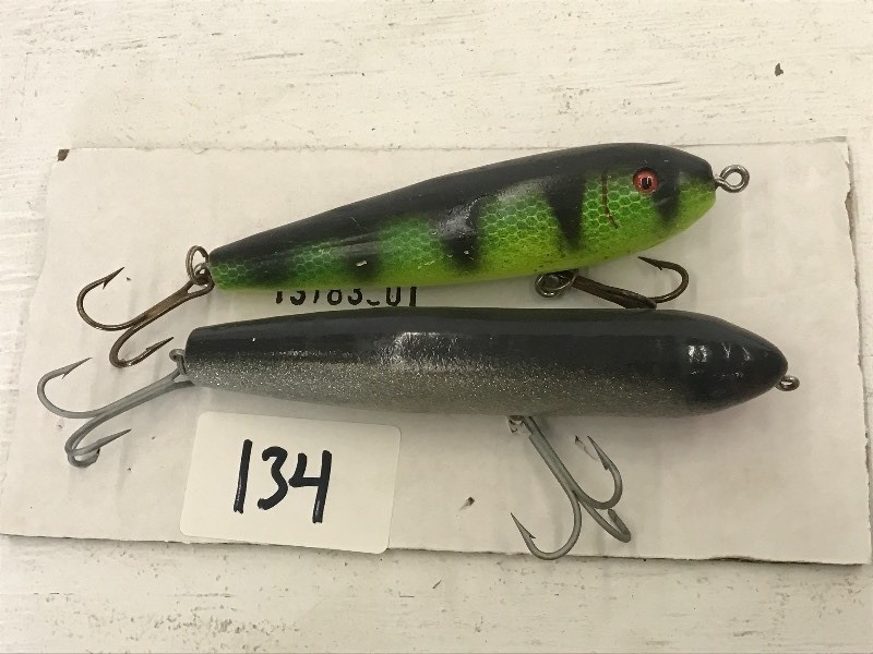 lot 134 image: Lot Of (2) Muskie Lures ...