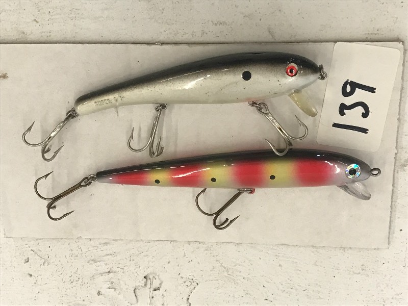 lot 139 image: Lot Of (2) Muskie Lures ...