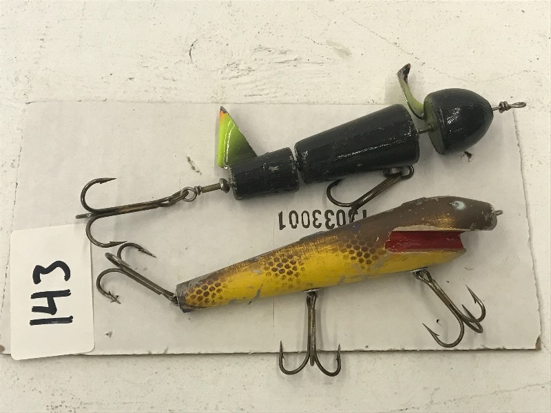 lot 143 image: Lot Of (2) Muskie Lures ...
