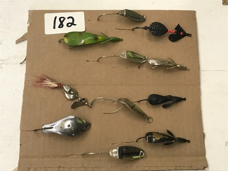 lot 182 image: Flat Of Assorted Spoon Lures ...