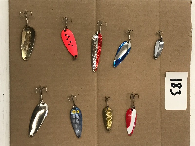 lot 183 image: Flat Of Assorted Spoon Lures ...