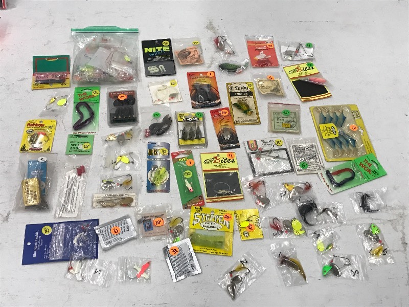 lot 214 image: Flat Of Assorted Jigs & Lures---Hug...