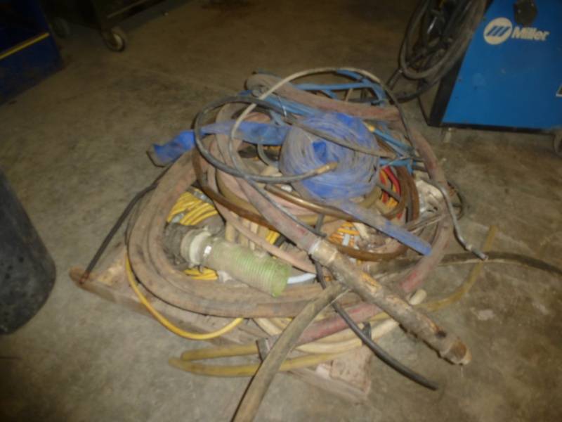 lot 27 image: Pallet of assorted hose