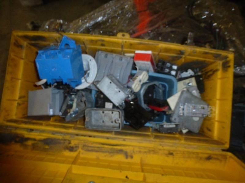 lot 31 image: Pallet of Electrical Relays Breakers