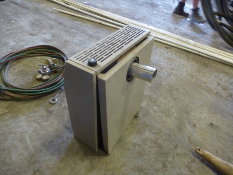 lot 42 image: House Warmer Heater