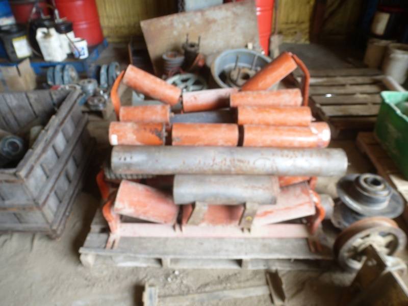 lot 84 image: Conveyor Roller Sections