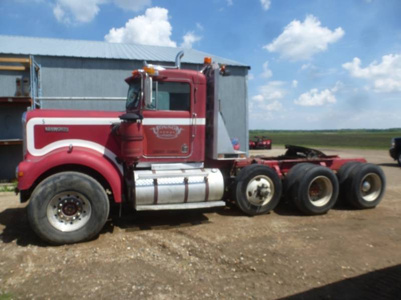lot 13 image: 1978 Kenworth Truck