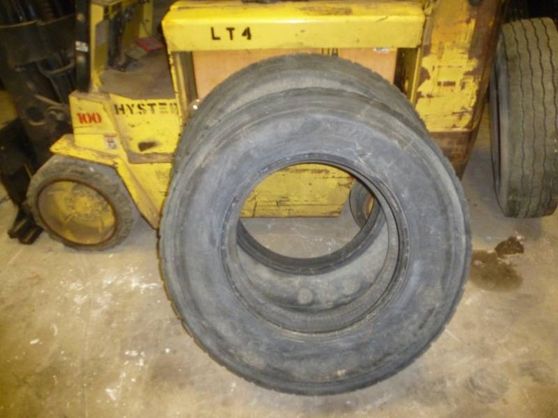 lot 113 image: Michelin New Recaps