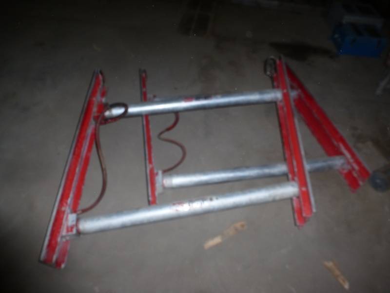 lot 116 image: Speed Shore Set