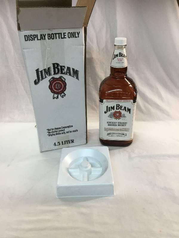 lot 8 image: Jim Beam - 4.5 Liter - Display Bottle