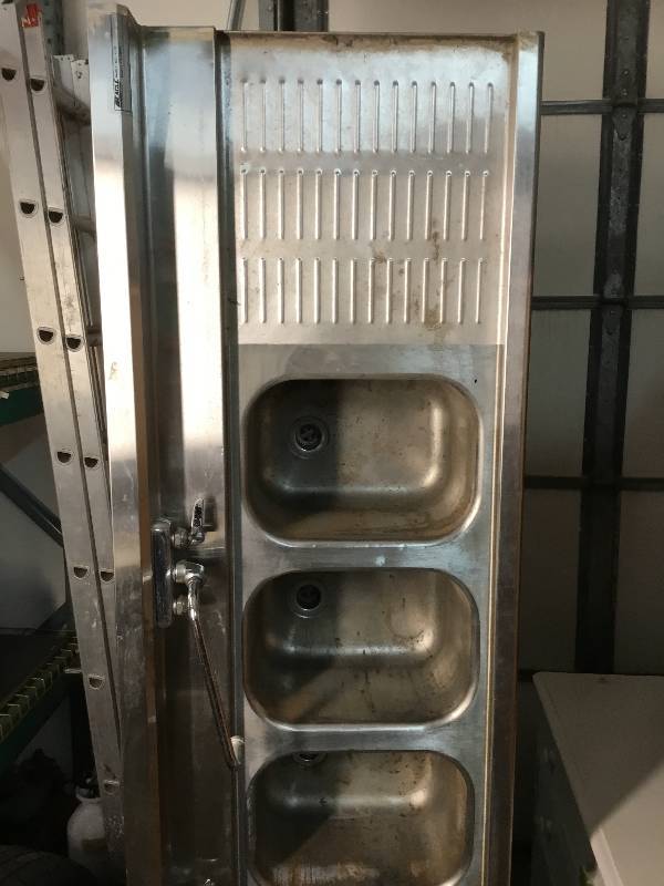 lot 65 image: Bar 4 Place Sink  - Stainless Steel