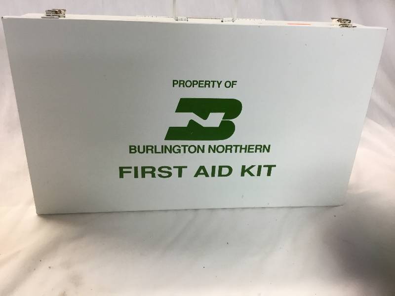 lot 68 image: Burlington North First Aid kit Full