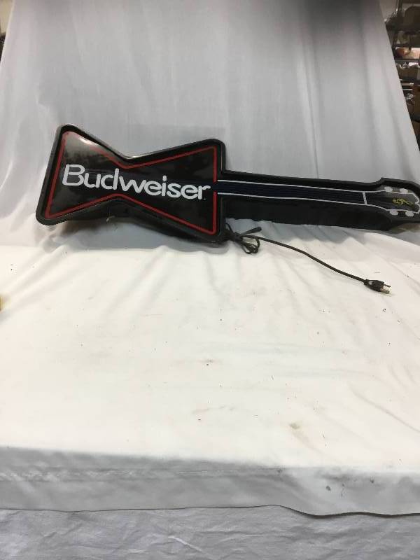 lot 14 image: Antique Budweiser Light Up Guitar - 1989