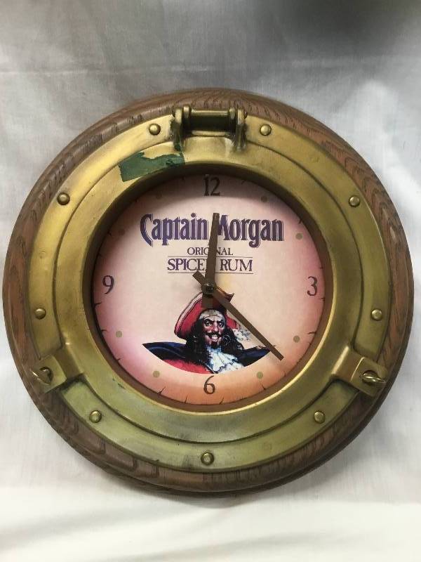 lot 89 image: Antique Captain Morgan the Original Spiced Rum Clock