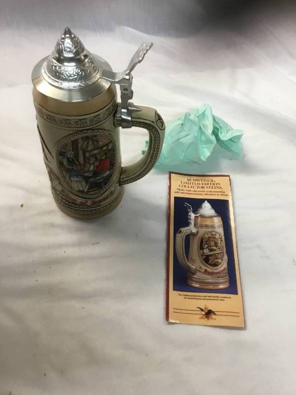 lot 135 image: New In Box - Tomorrows Treasure Amheuser - Busch Inc - Steins - Limited Edition 4