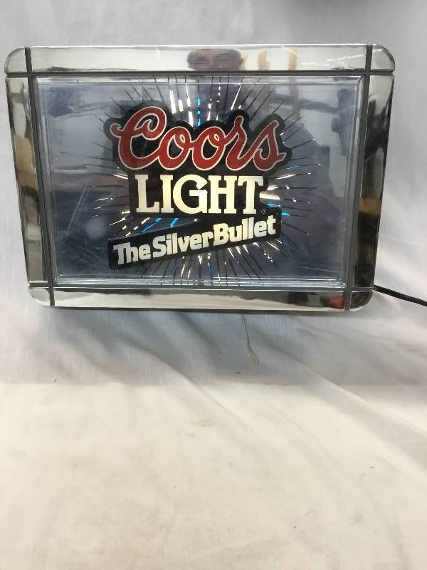 lot 139 image: Coors Light the Silver Bullet Light up Sign