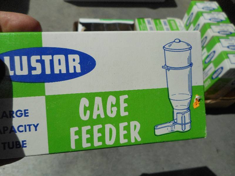 Cage Feeders