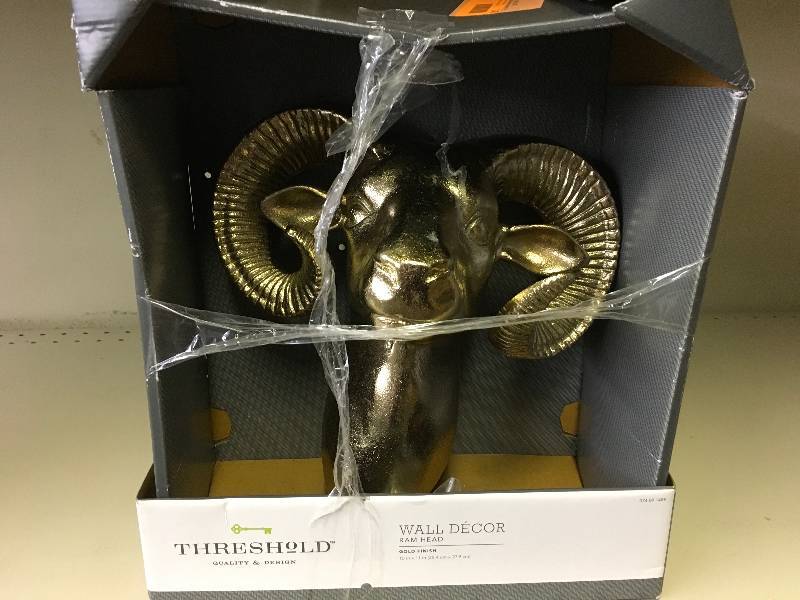 RAMS HEAD WALL DECOR