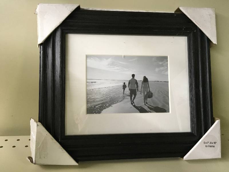 8X10 MATTED FRAME