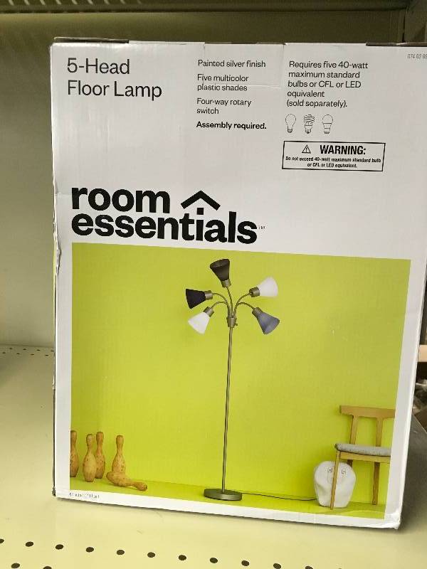 ROOM ESSENTIALS 5 HEAD FLOOR LAMP