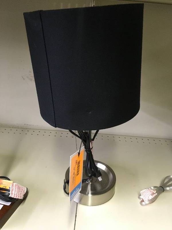 STICK TABLE LAMP WITH SHADE
