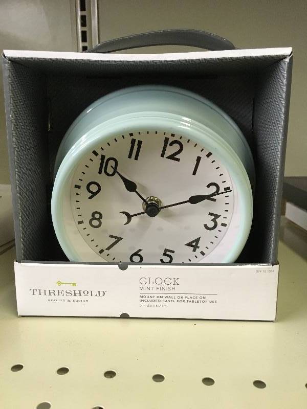 6 SCHOOL HOUSE TABLE CLOCK