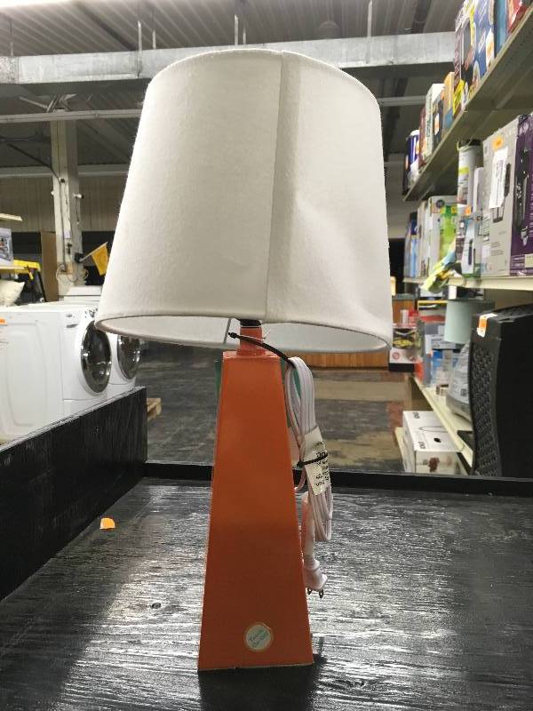 TAPERED ORANGE TABLE LAMP BASE WITH SHADE