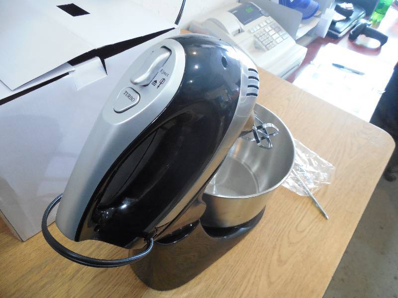 alcove 2-in-1 4.5-Qt. Stand and Hand Mixer