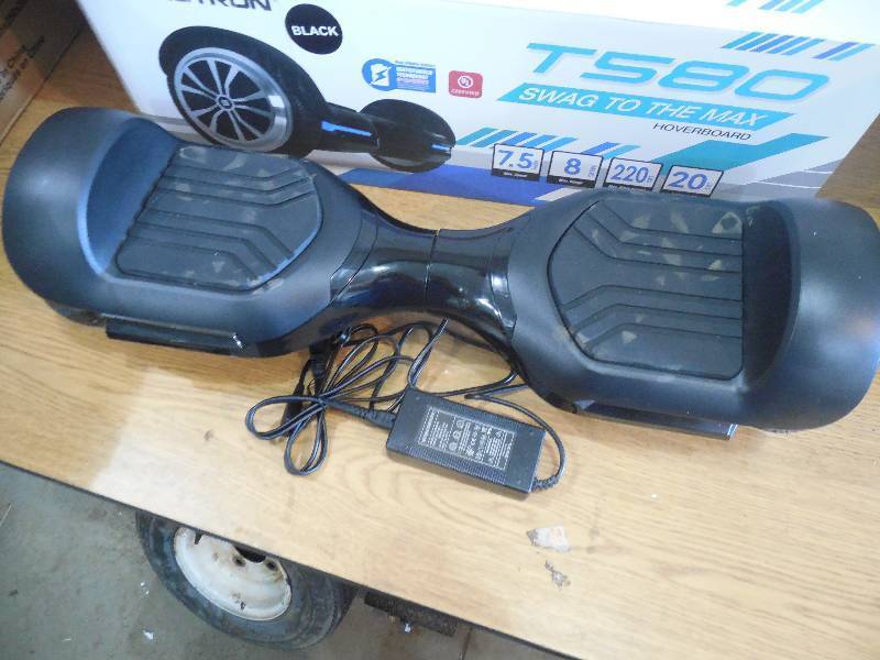 Swagtron T580 Self-Balancing Hoverboard with Bluetooth