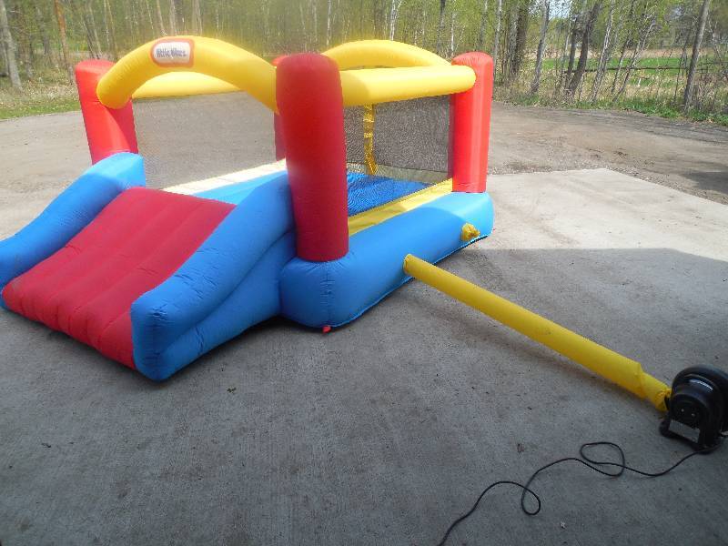 Little Tikes Jump N Slide Inflatable Bouncer