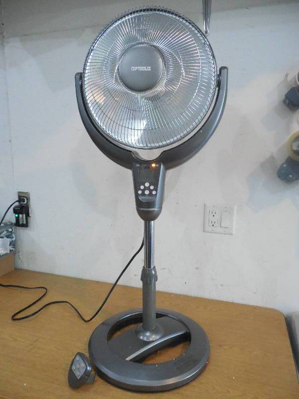 Optimus 14 Oscillating Digital Heater with Remote