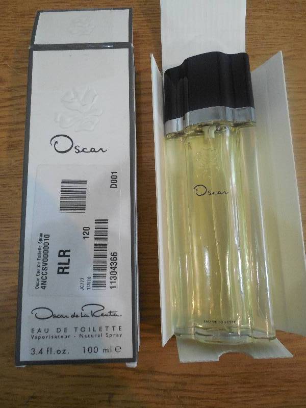 Oscar de la Renta Oscar Eau De Toilette Spray - 3.4 Oz