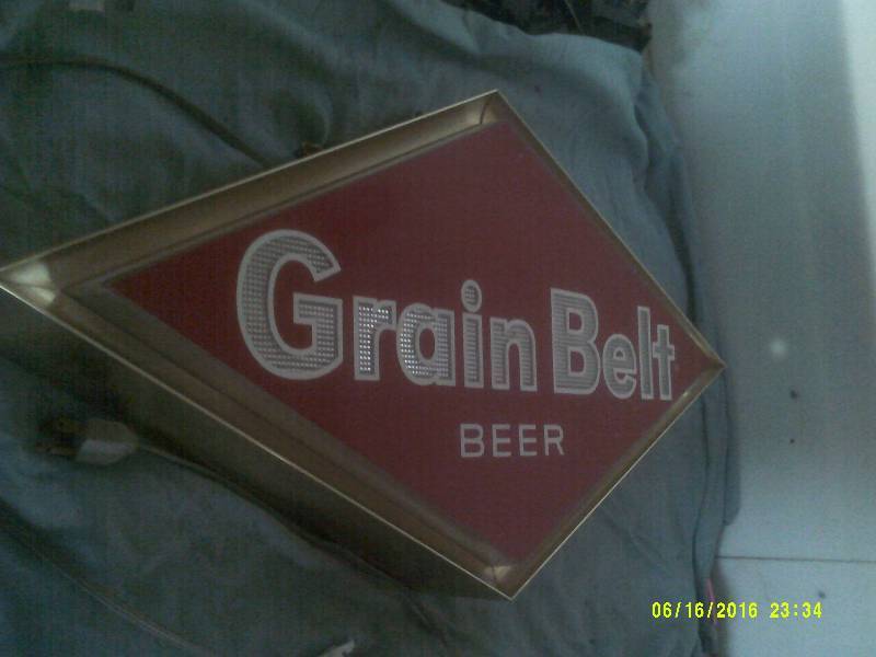 lot 19 image: COLLECTIBLE GRAINBELT SIGN