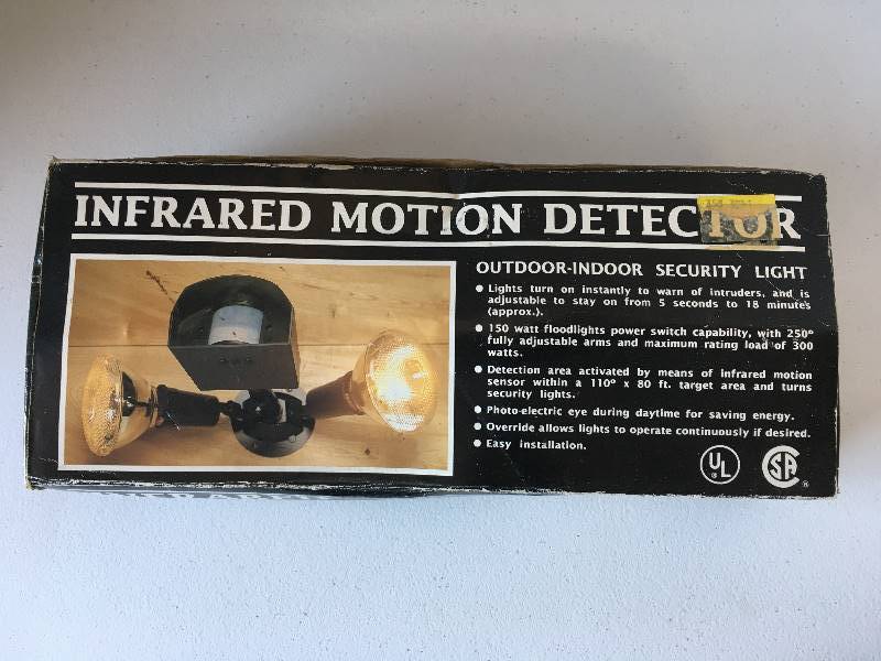 lot 44 image: Infraared Motion Detector outdoor - Indoor Security Light
